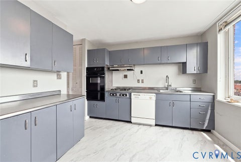 Tiny photo for 5100 Monument Avenue #914, Richmond, VA 23230 (MLS # 2623513)