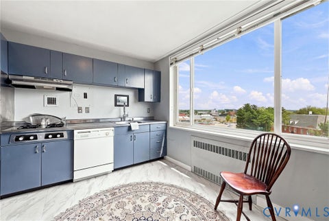 Tiny photo for 5100 Monument Avenue #914, Richmond, VA 23230 (MLS # 2623513)