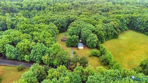 Tiny photo for 2715 Bethany Church Road, Bumpass, VA 23024 (MLS # 2613890)