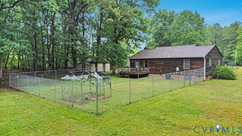 Tiny photo for 2715 Bethany Church Road, Bumpass, VA 23024 (MLS # 2613890)
