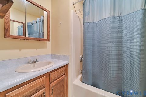 Tiny photo for 2715 Bethany Church Road, Bumpass, VA 23024 (MLS # 2613890)