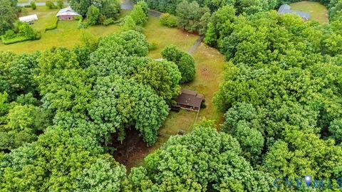 Tiny photo for 2715 Bethany Church Road, Bumpass, VA 23024 (MLS # 2613890)