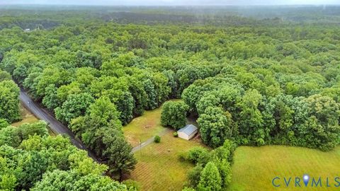 Tiny photo for 2715 Bethany Church Road, Bumpass, VA 23024 (MLS # 2613890)