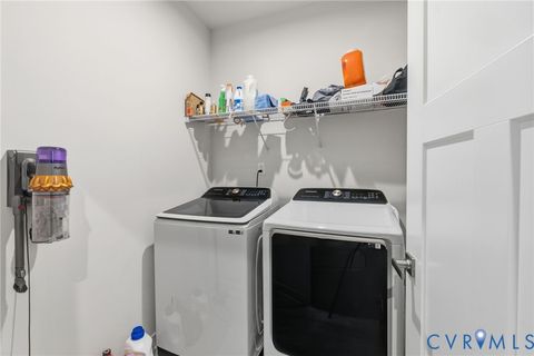 Tiny photo for 7644 Autumn Leaves Lane, New Kent, VA 23124 (MLS # 2608105)