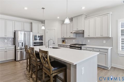 Tiny photo for 7644 Autumn Leaves Lane, New Kent, VA 23124 (MLS # 2608105)