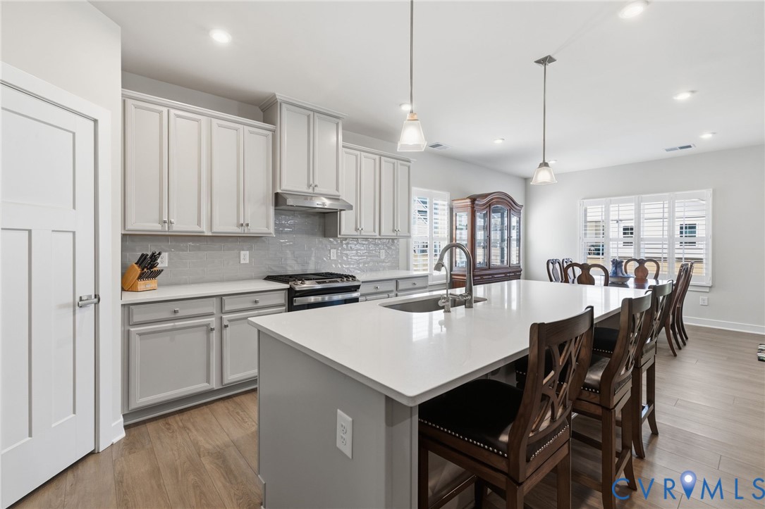 7644 Autumn Leaves Lane