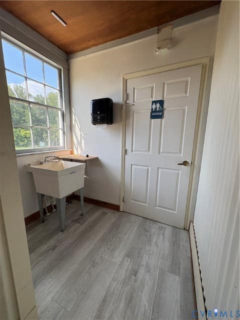 Tiny photo for 2030 Broad Street Road, Maidens, VA 23102 (MLS # 2621272)