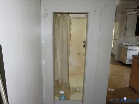 Tiny photo for 18 N Grove Avenue, Henrico, VA 23075 (MLS # 2612163)
