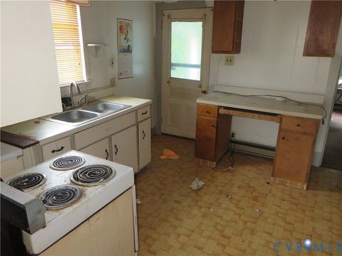 Tiny photo for 18 N Grove Avenue, Henrico, VA 23075 (MLS # 2612163)