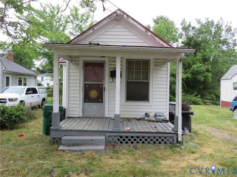 Tiny photo for 18 N Grove Avenue, Henrico, VA 23075 (MLS # 2612163)