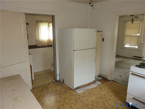 Tiny photo for 18 N Grove Avenue, Henrico, VA 23075 (MLS # 2612163)