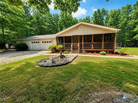 Tiny photo for 2229 Texas School Road, Wingina, VA 24599 (MLS # 2616236)