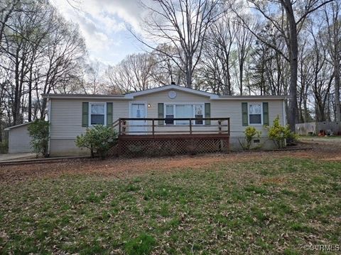 10800 Wincheser Drive Amelia Courthouse VA 23002