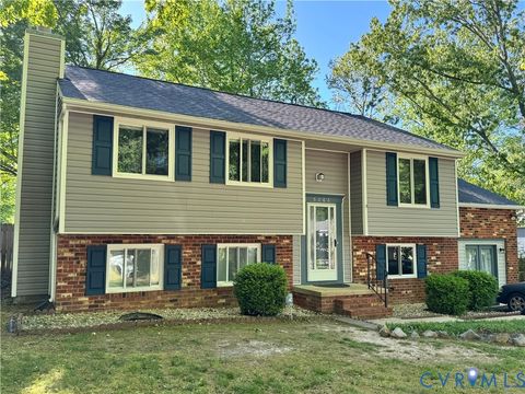 Tiny photo for 5266 Hallmark Drive, North Chesterfield, VA 23234 (MLS # 2613205)