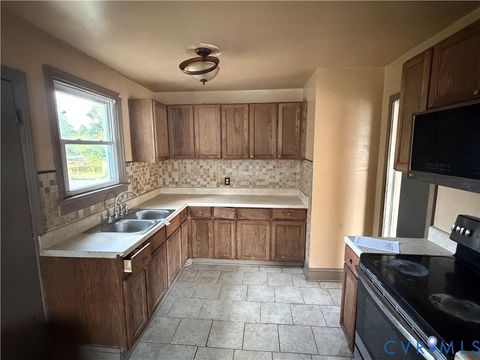 Tiny photo for 2401 Raleigh Street, Hopewell, VA 23860 (MLS # 2612299)