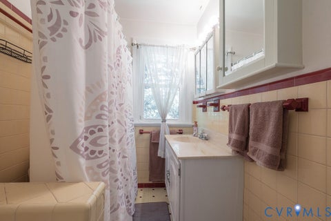 Tiny photo for 8058 Signal Hill Road, Mechanicsville, VA 23111 (MLS # 2625371)