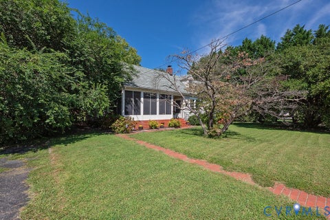 Tiny photo for 8058 Signal Hill Road, Mechanicsville, VA 23111 (MLS # 2625371)