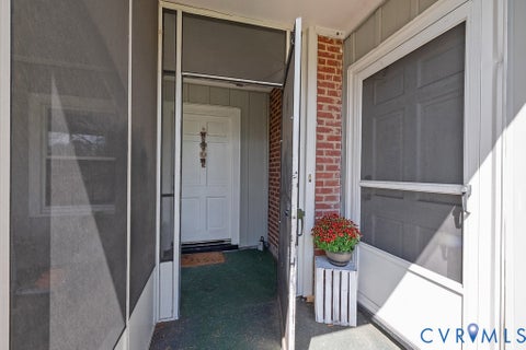 Tiny photo for 8058 Signal Hill Road, Mechanicsville, VA 23111 (MLS # 2625371)