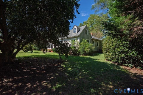 Tiny photo for 8058 Signal Hill Road, Mechanicsville, VA 23111 (MLS # 2625371)