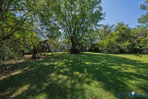 Tiny photo for 8058 Signal Hill Road, Mechanicsville, VA 23111 (MLS # 2625371)
