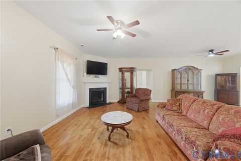 Tiny photo for 403 Oaktree Road, Williamsburg, VA 23188 (MLS # 2608808)