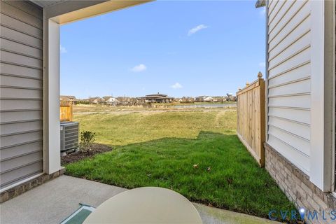 Tiny photo for 6817 Welara Run, Moseley, VA 23120 (MLS # 2607370)