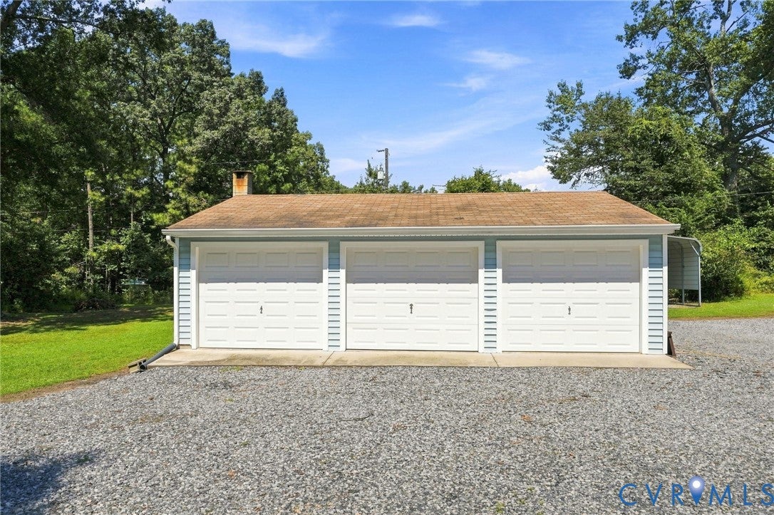 8521 Roundabout Road