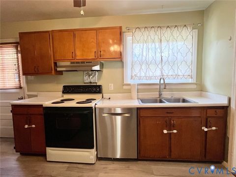 Tiny photo for 3911 Sunburst Road, Henrico, VA 23294 (MLS # 2608727)