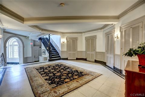 Condominium in Richmond VA 5621 Cary Street Rd 3.jpg