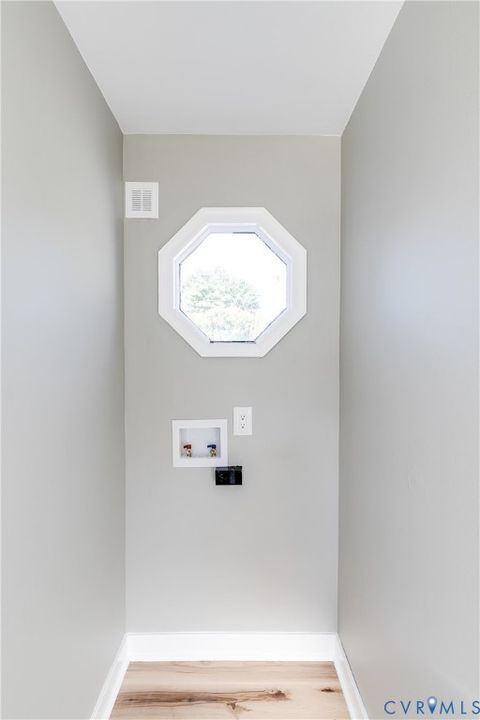 Tiny photo for 1655 Hopkins Road, Richmond, VA 23224 (MLS # 2527908)