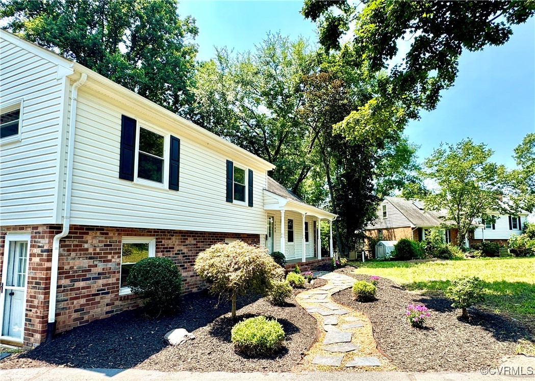 1400 Westshire Lane