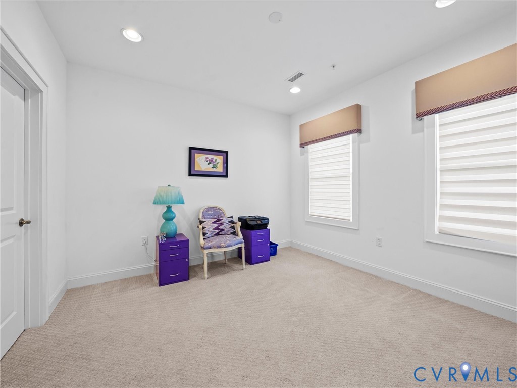 3213 Conningham Lane