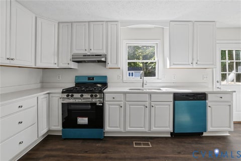 Tiny photo for 13811 Buck Rub Drive, Chesterfield, VA 23112 (MLS # 2627516)