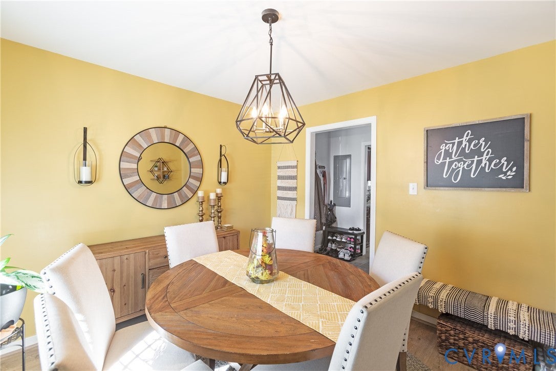 5906 Autumnleaf Drive