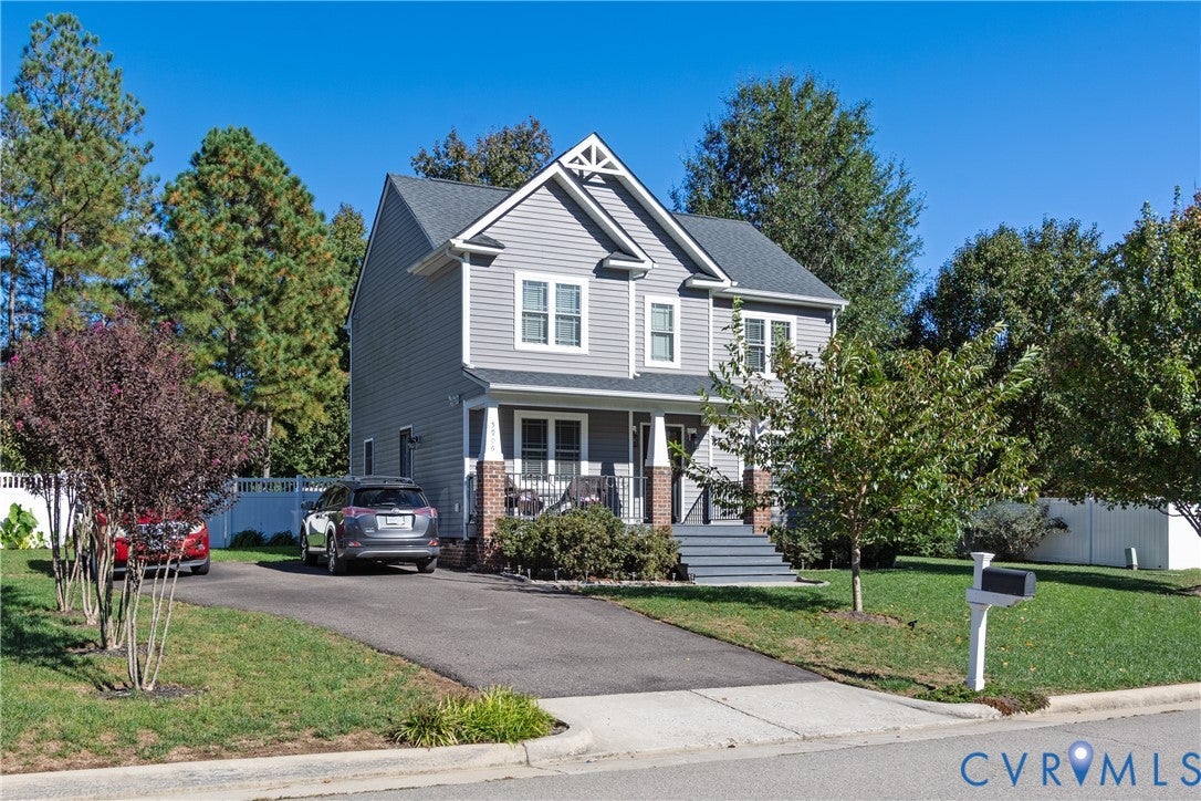 5906 Autumnleaf Drive