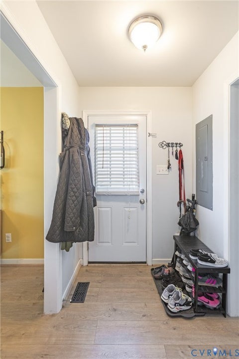 Tiny photo for 5906 Autumnleaf Drive, Chesterfield, VA 23234 (MLS # 2627842)