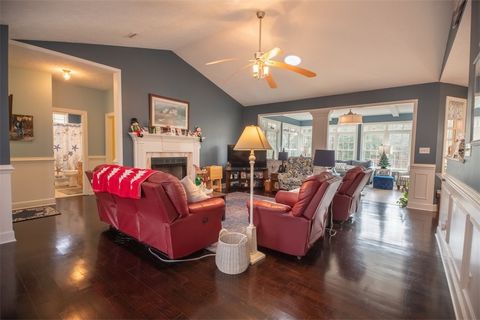 Tiny photo for 68 Oyster Cove Landing, Hartfield, VA 23071 (MLS # 2527301)
