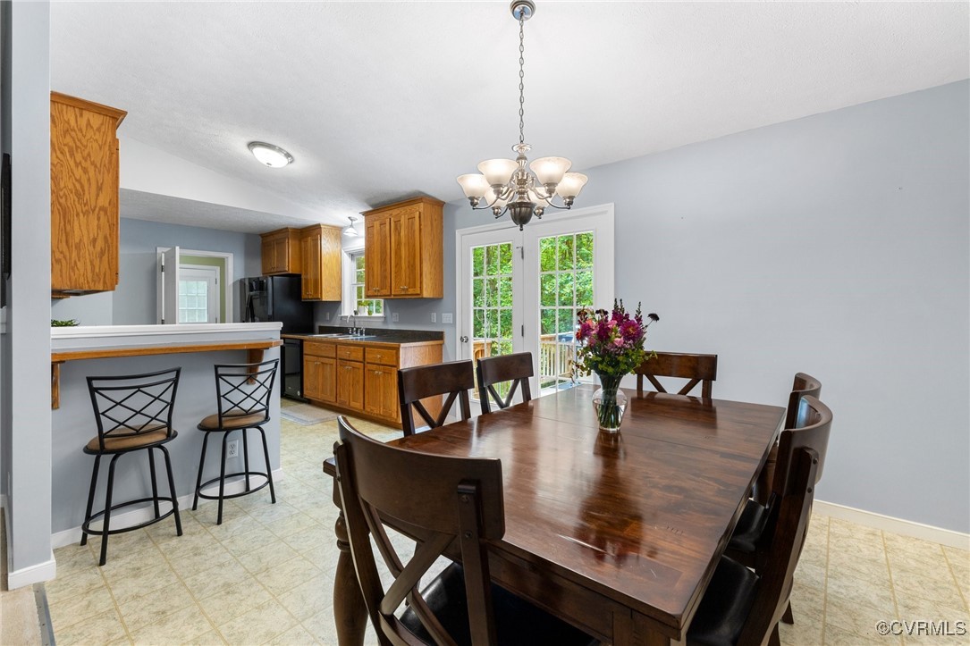 Powhatan, Virginia 23139, United States, 3 Bedrooms Bedrooms, ,2 BathroomsBathrooms,Residential,Pending,160995