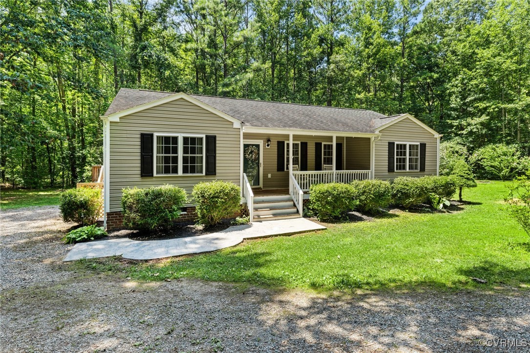 Powhatan, Virginia 23139, United States, 3 Bedrooms Bedrooms, ,2 BathroomsBathrooms,Residential,Pending,160995