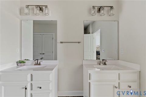 Tiny photo for 3700 Maze Runner Drive #206, Midlothian, VA 23112 (MLS # 2611022)