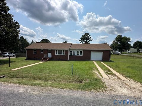 Photo of 5002 Glendale Road, Dinwiddie, VA 23803 (MLS # 2620138)