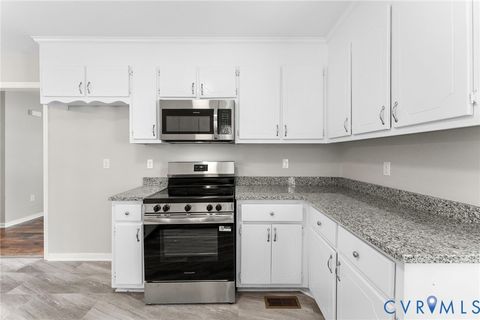 Tiny photo for 5309 Jons Way, North Dinwiddie, VA 23803 (MLS # 2533084)