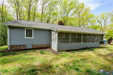 Tiny photo for 321 Warsaw Avenue, Hopewell, VA 23860 (MLS # 2607511)