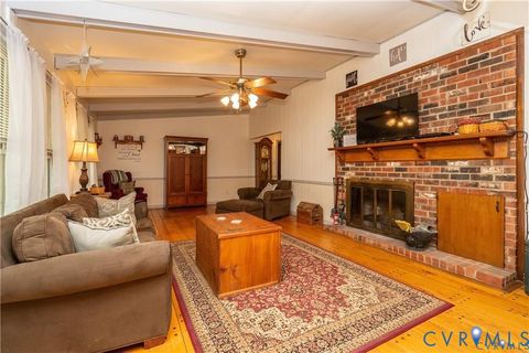 Tiny photo for 321 Warsaw Avenue, Hopewell, VA 23860 (MLS # 2607511)