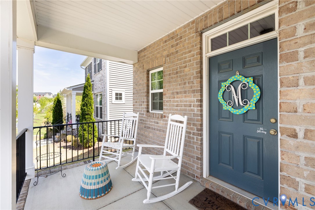 16709 Thornapple Run