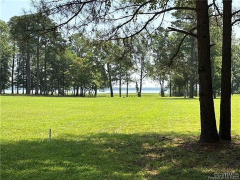 Tiny photo for 8041 Georgia Avenue, West Point, VA 23181 (MLS # 2516146)