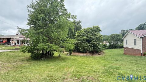 Tiny photo for 1204 TOP roundabout Road, Martinsville, VA 24112 (MLS # 2616575)