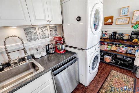 Tiny photo for 3216 W Franklin Street, Richmond, VA 23221 (MLS # 2605987)