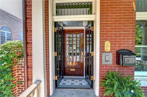 Tiny photo for 2209 Monument Avenue, Richmond, VA 23220 (MLS # 2613843)