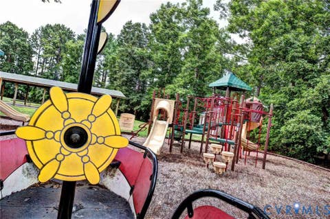 Tiny photo for 104 Oak Ridge Court, Williamsburg, VA 23188 (MLS # 2622625)